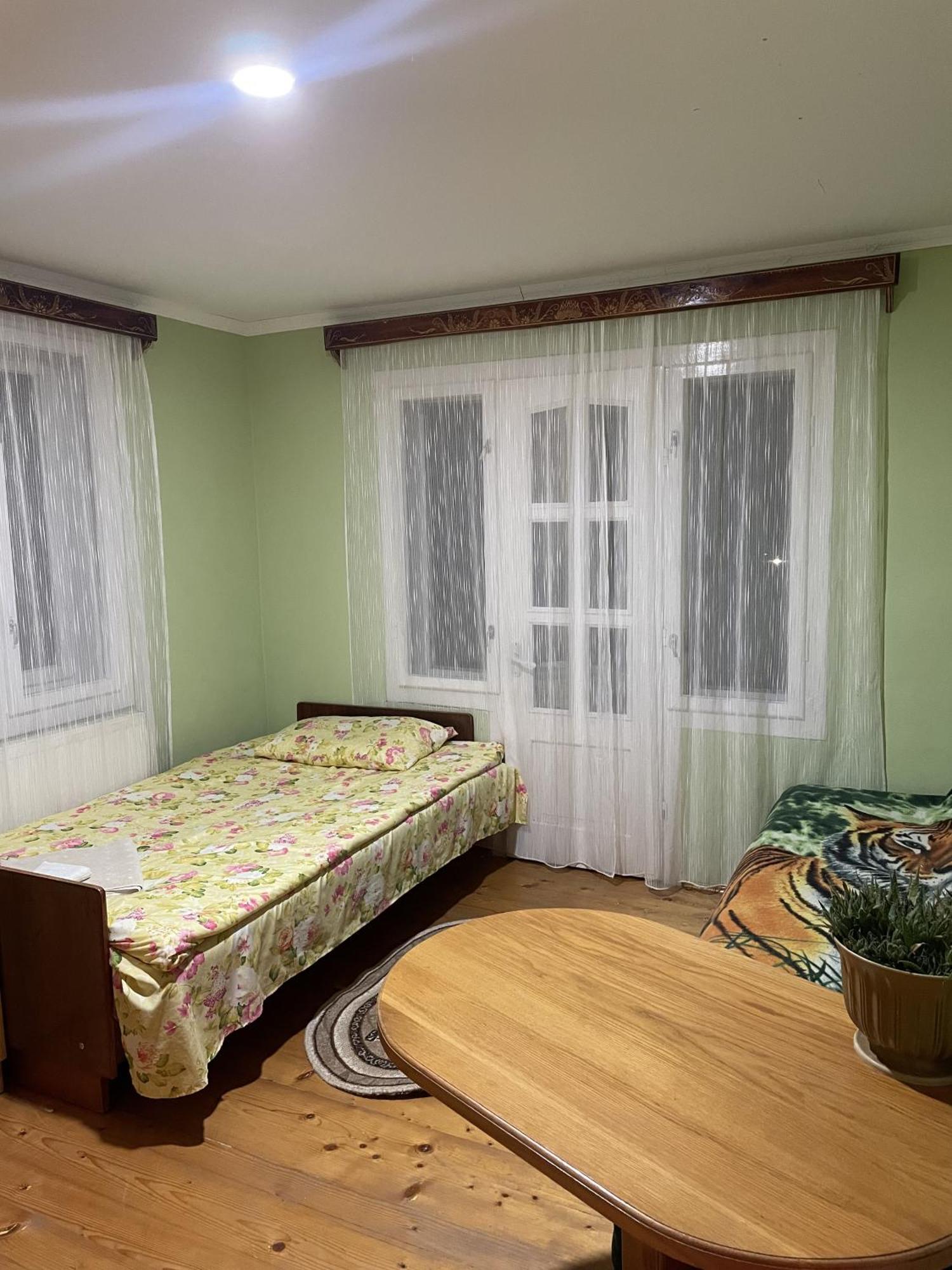 House Menchul Apartment
